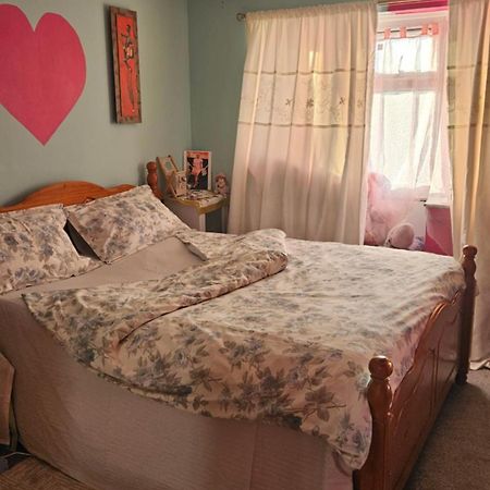 Keyhaven Walk Apartment Manchester Bagian luar foto